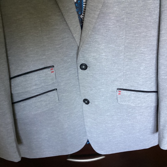 AU NOIR CLASSIC TWO BUTTON LEATHER DETAILED LIGHT GREY BLAZER SIZE SMALL - Picture 4 of 12